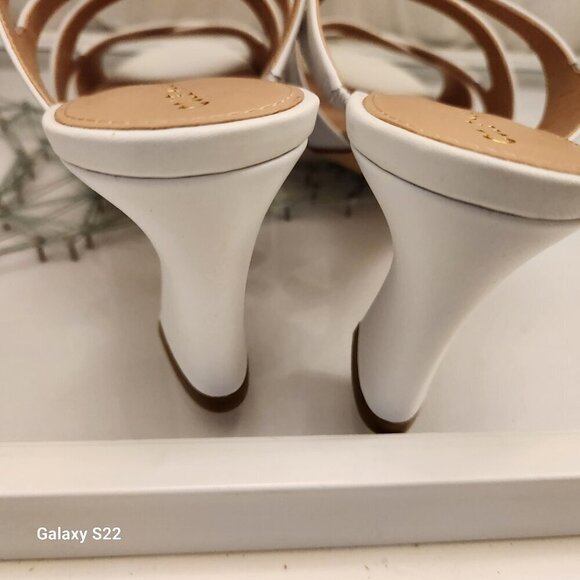 Cole Haan Size 8.5 Alyse Heeled White 3" Sandals. NIB. Size 8 - Picture 9 of 11